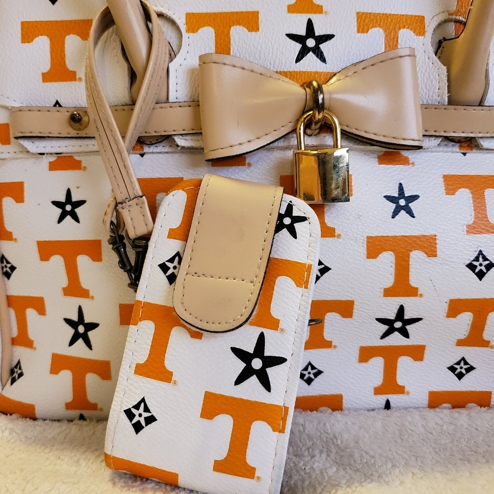 Purse - Picture 5 of 6